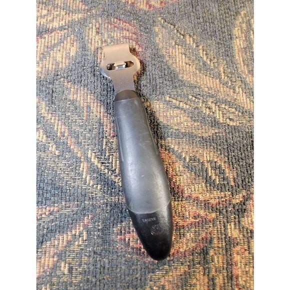 Pampered Chef Zester/Scorer  - Picture 3 of 3